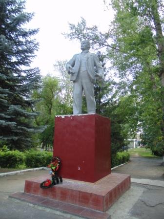 Памятник В.И. Ленину (Ульянову) в Городище